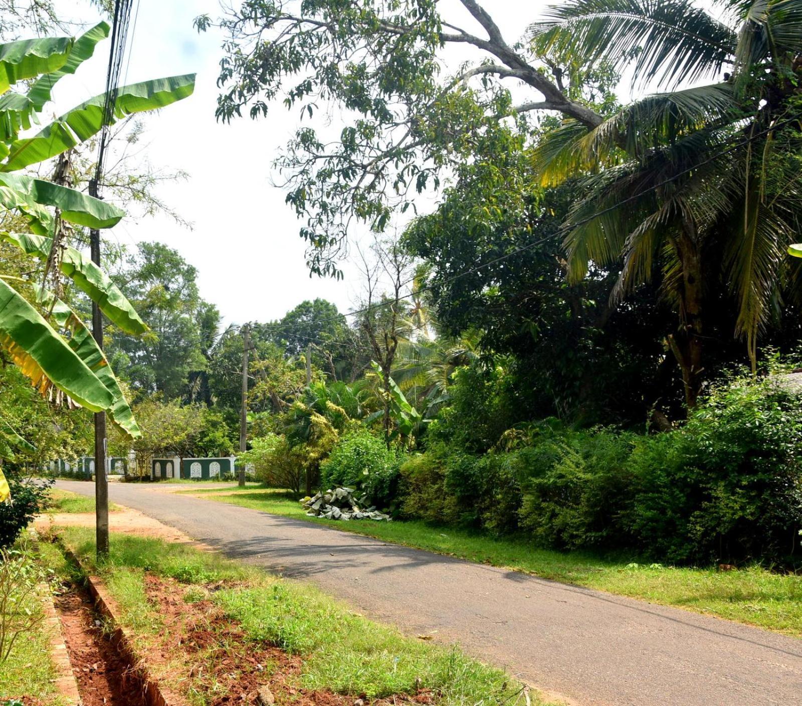 Kulassa Homes Anurâdhapura Extérieur photo